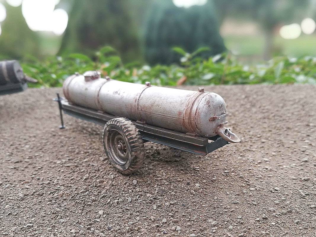 Wasser/Güllewagen Eisen